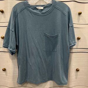 New In Pocket Tee Size Small
